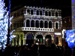 Proiezioni mappate per la Banca Carige 