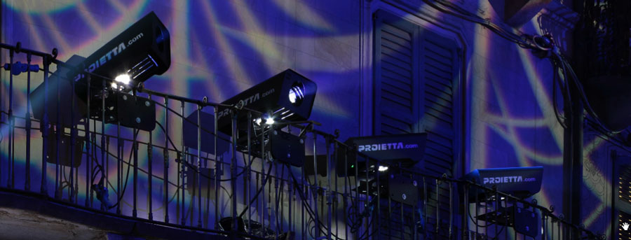proiettori per effetti luce natalizi