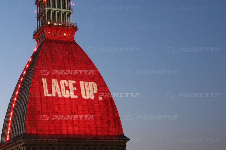 proiezione per evento nike, mole antonelliana, torino